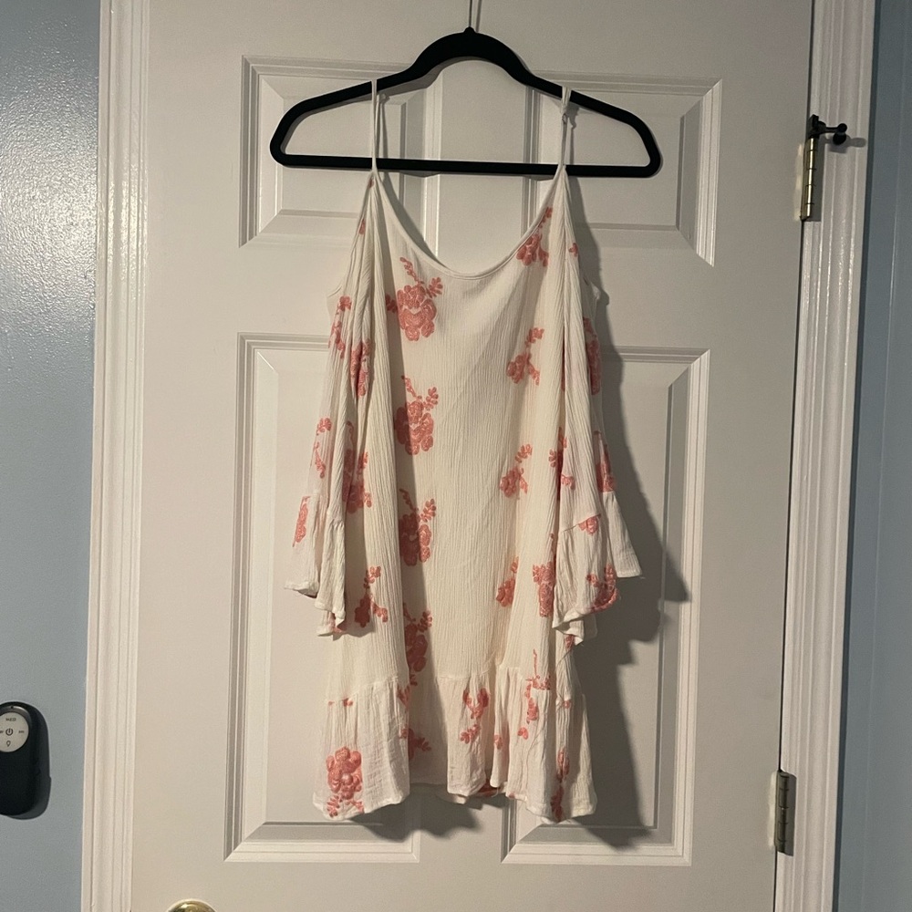 Altar’d State Cold Shoulder Mini Dress M